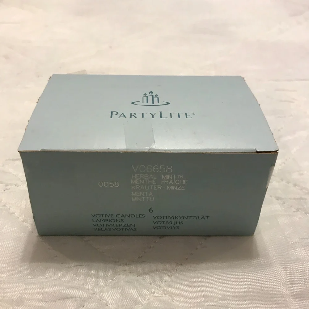 Partylite Box of 6 NOS Herbal Mint Votive Candles V06658 - Picture 1 of 4